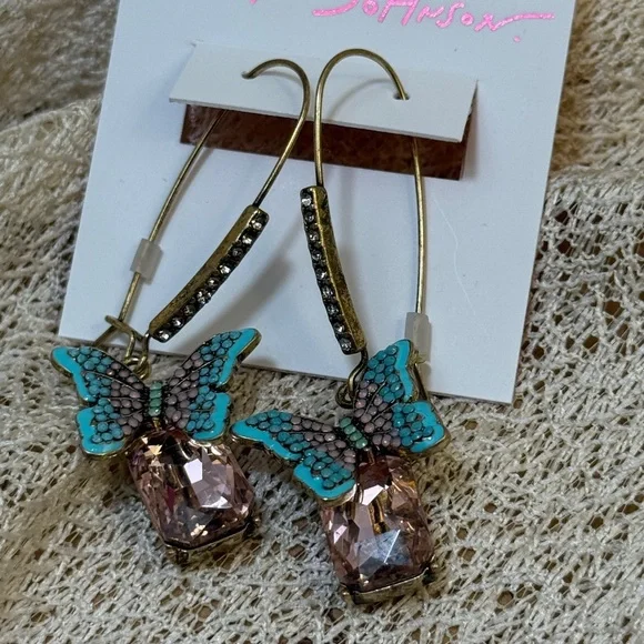 Elegant Butterfly Drop Earrings - Picture 6 of 8